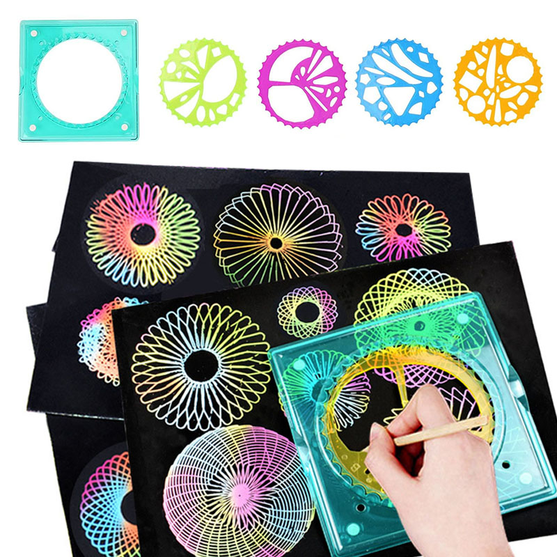 Kids Toys Under £5 - ไม้บรรทัดเรขาคณิต 5 in 1 แบบเกลียว พร้อมกระดาษขูดลายสีรุ้งมหัศจรรย์